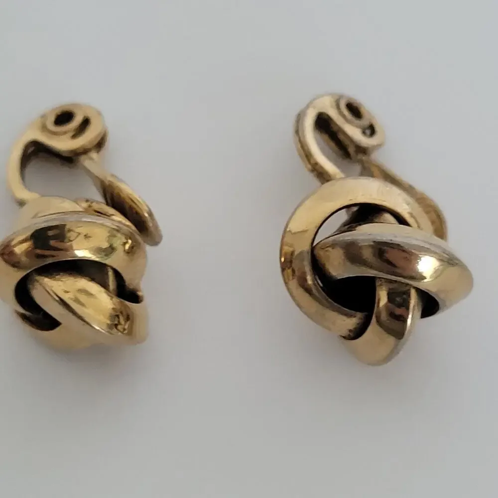 Vintage‎ Monet Knot Teardrop Gold Tone Clip on Earrings Round Glam Lot Of 2